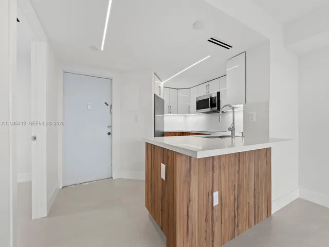 $309,000 | 8215 Southwest 152nd Avenue, Unit G308, Miami, FL 33193