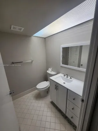 $1,850 | 12651 Southwest 16th Court, Unit 211B, Pembroke Pines, FL 33027