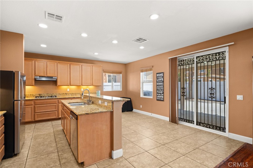3693 Solandra Street Perris, CA 92571 - Photo 8 of 45
