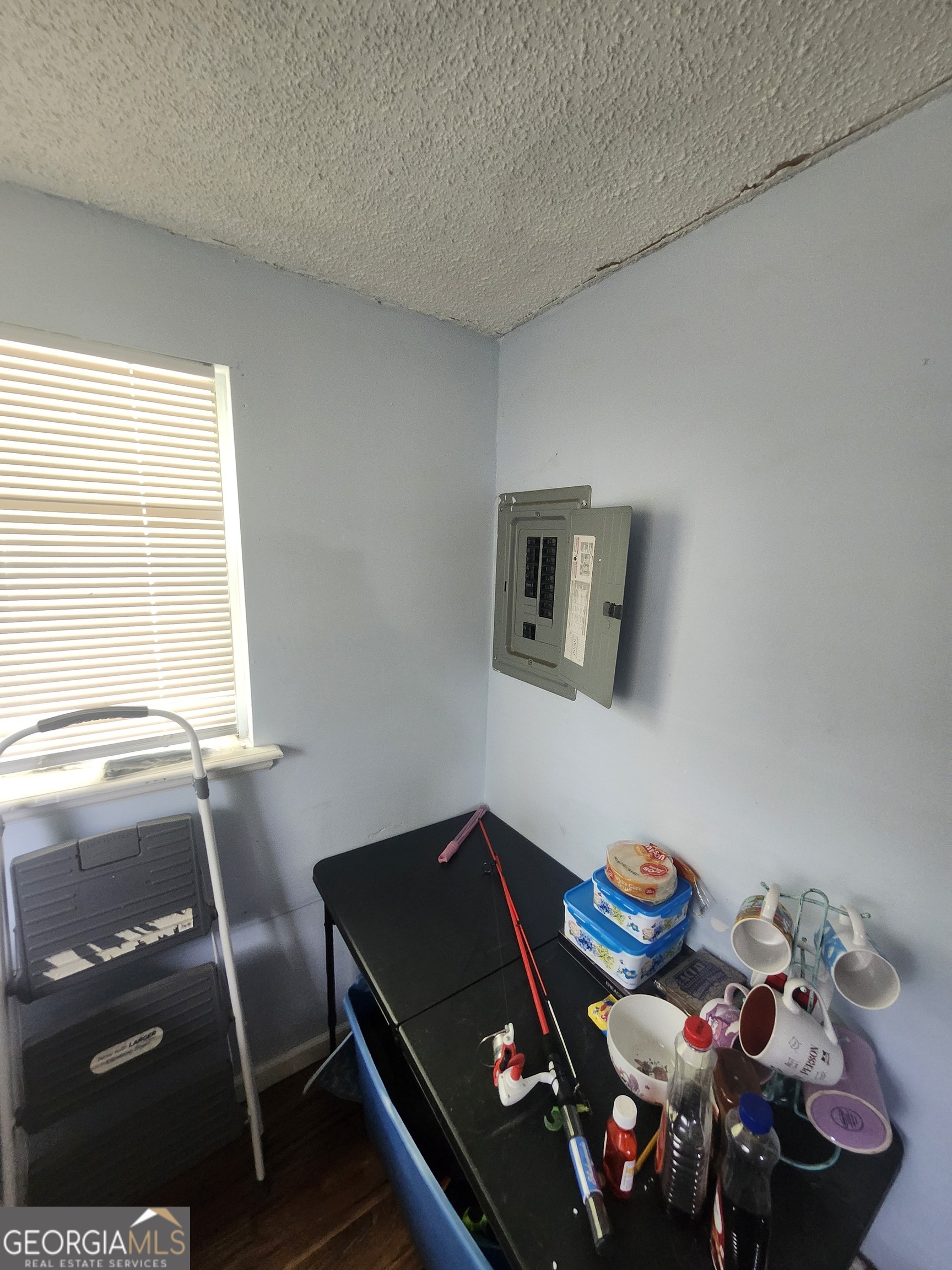 2101 South Madison Street Albany, GA 31701 - Photo 21 of 21 a view of a workspace with furniture