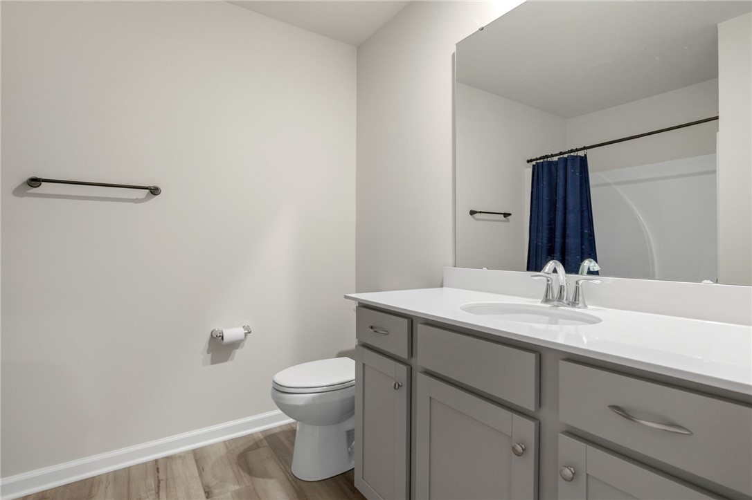 432 Bee Cv Way Pendleton, SC 29670 - Photo 26 of 39 This clean and bright bathroom features modern fixtures and sleek finishes.