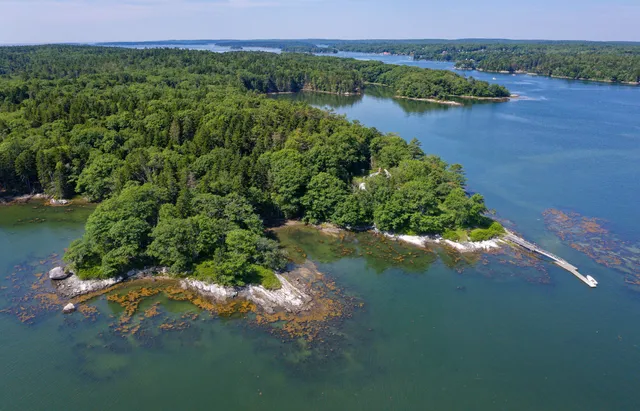 $2,300,000 | Lot 00 & 005 Bremen Long Island, Bremen, ME 04551