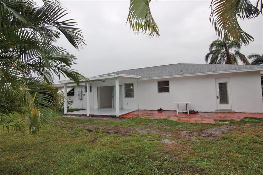 105 Windsor Road East Jupiter, FL 33469 - Photo 24 of 24 Gallery Image 24
