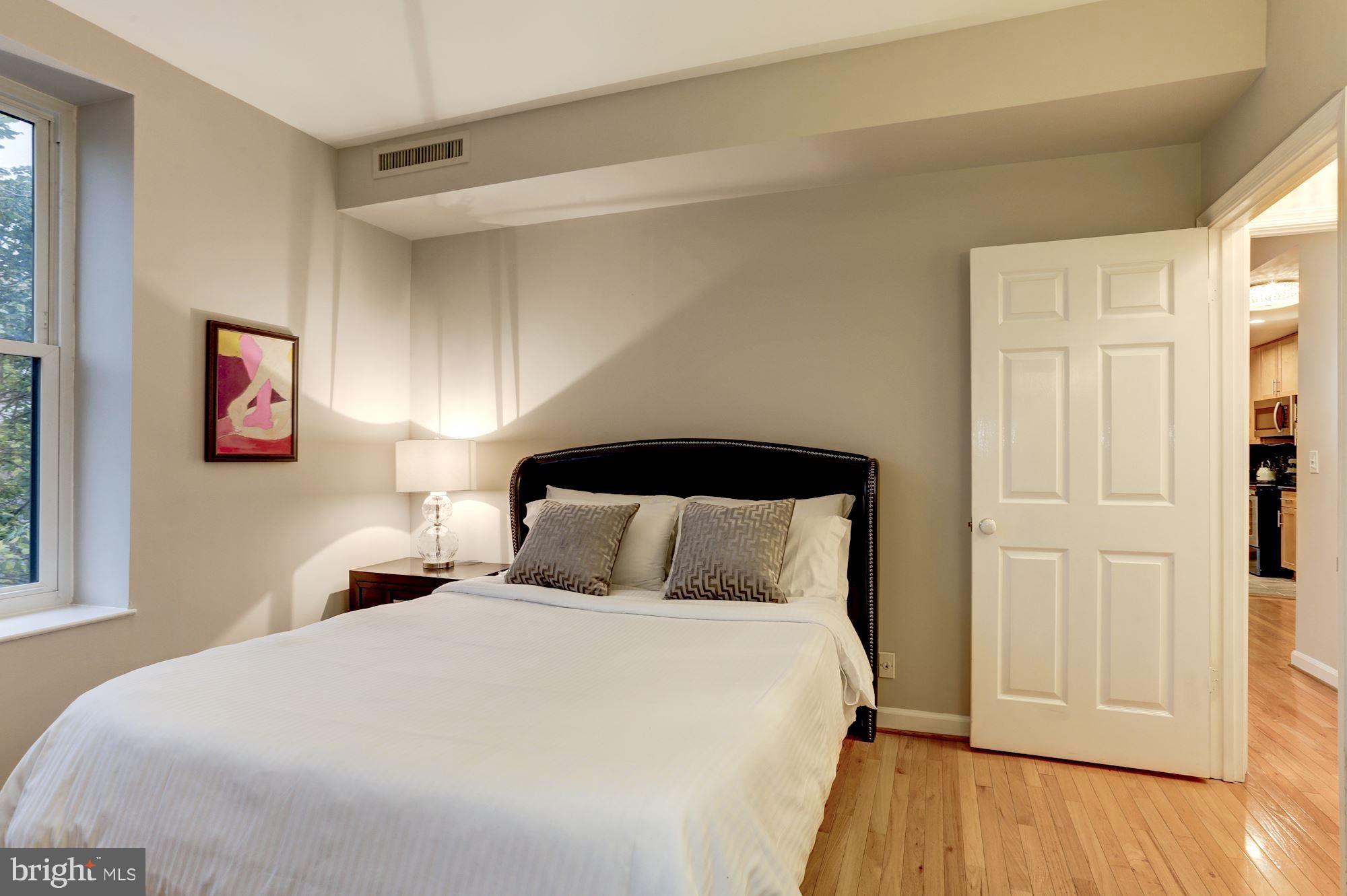 1830 17th Street Northwest, Unit 204 Washington, DC 20009 - Photo 20 of 31