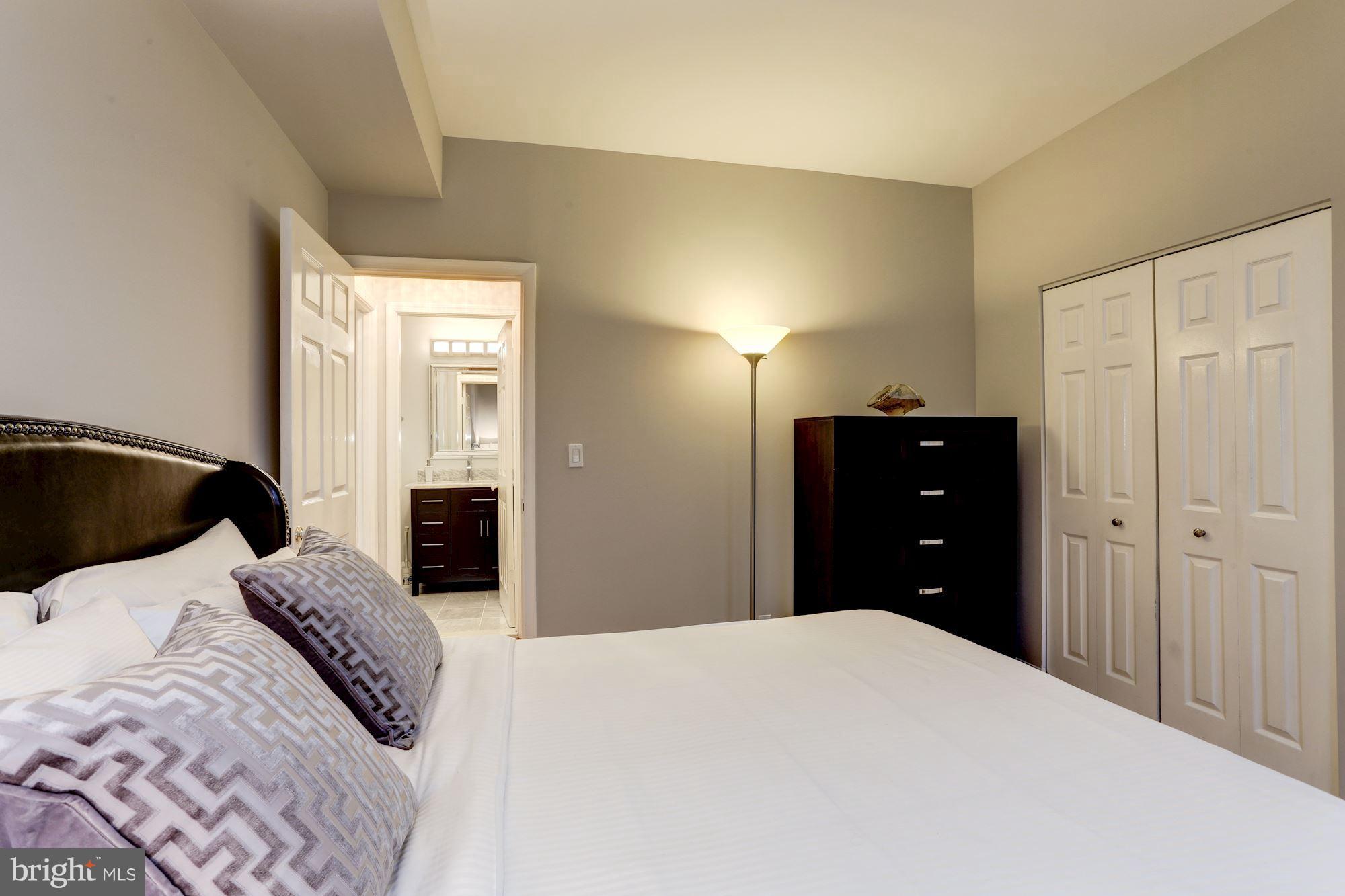 1830 17th Street Northwest, Unit 204 Washington, DC 20009 - Photo 22 of 31