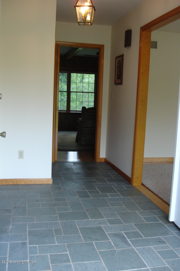 600 Martz Road Stroudsburg, PA 18360 - Photo 6 of 42 View Into Front Foyer W Slate Floor