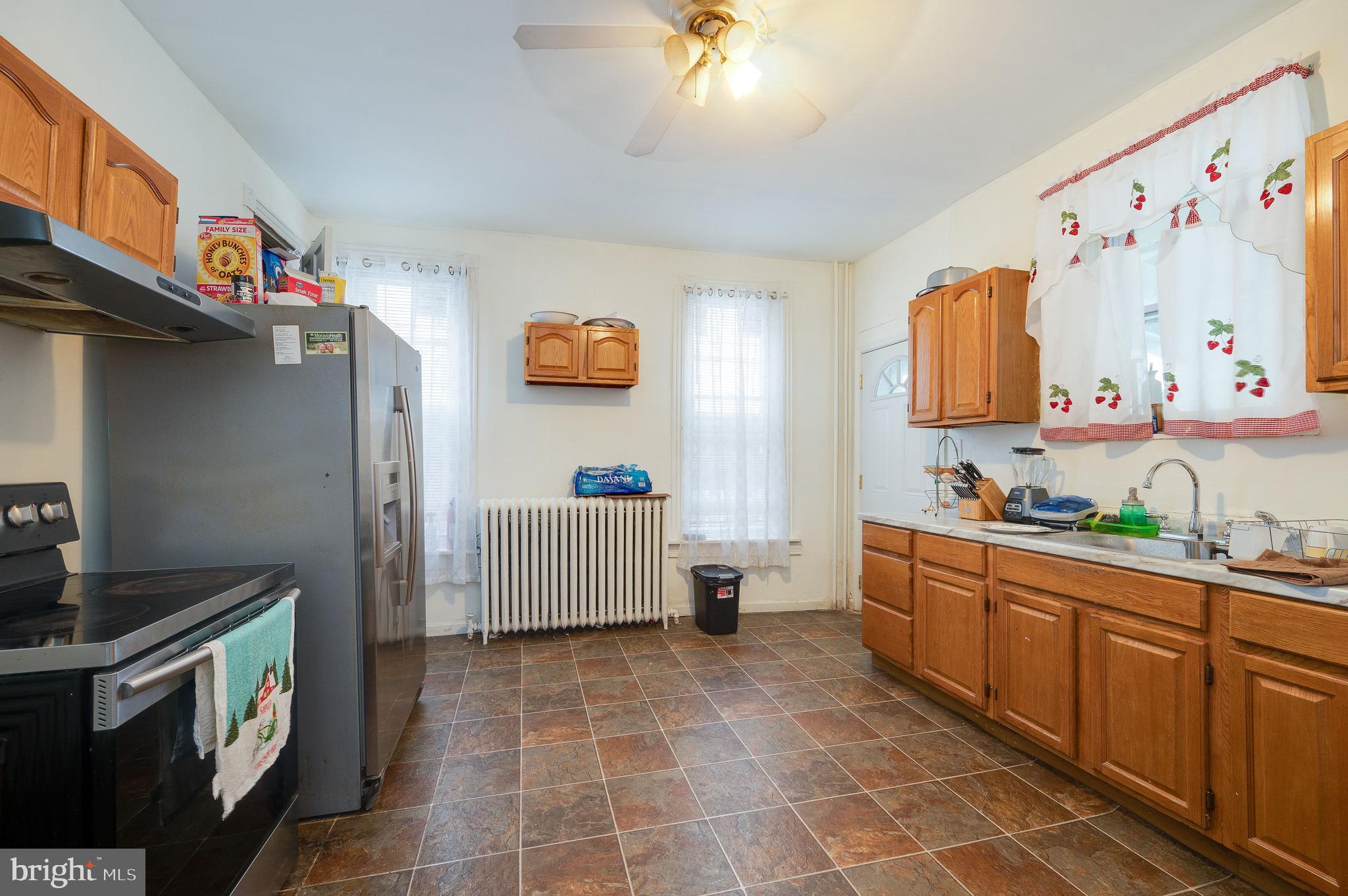 2815 Kutztown Road Reading, PA 19605 - Photo 11 of 32