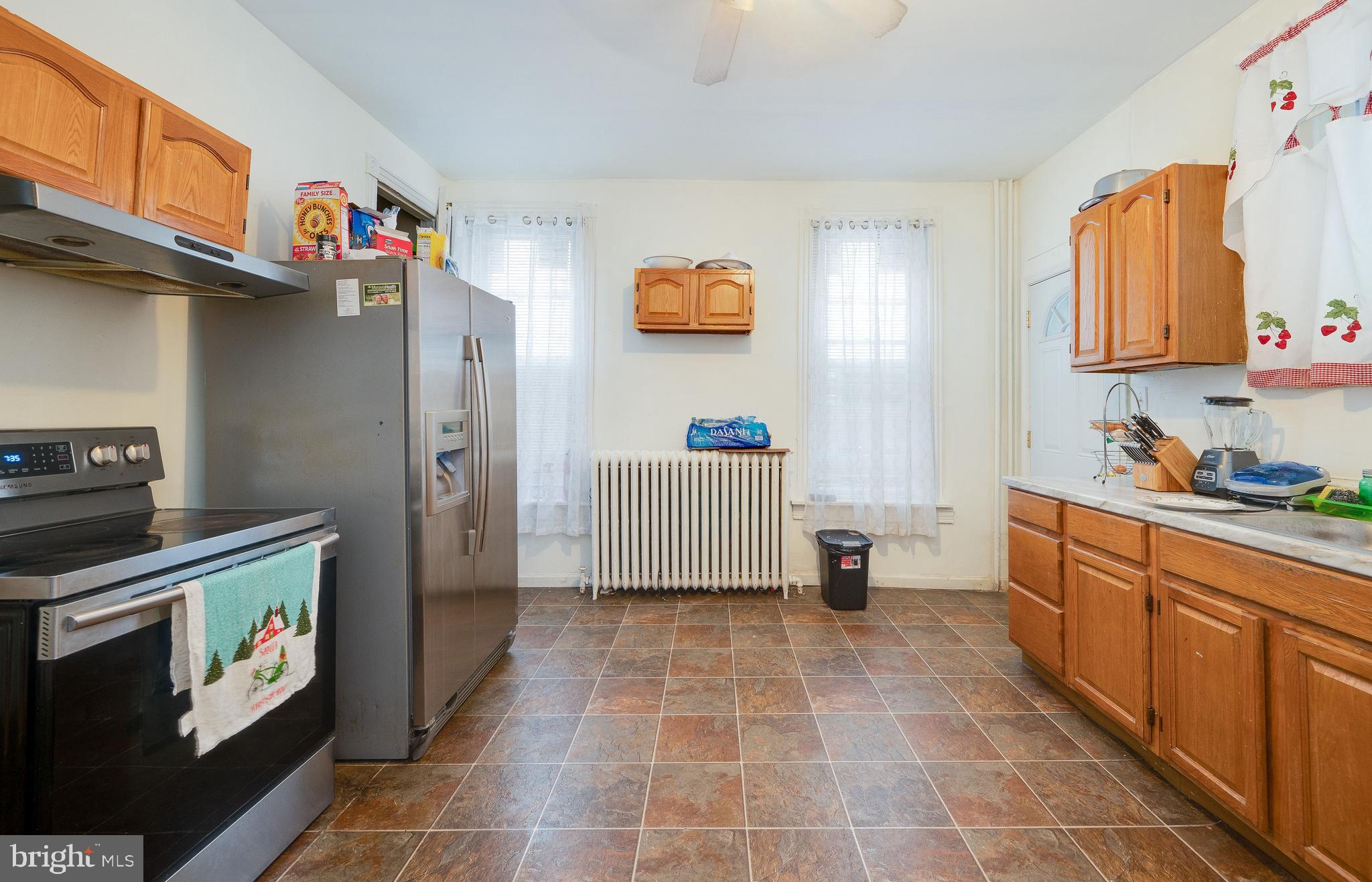 2815 Kutztown Road Reading, PA 19605 - Photo 12 of 32