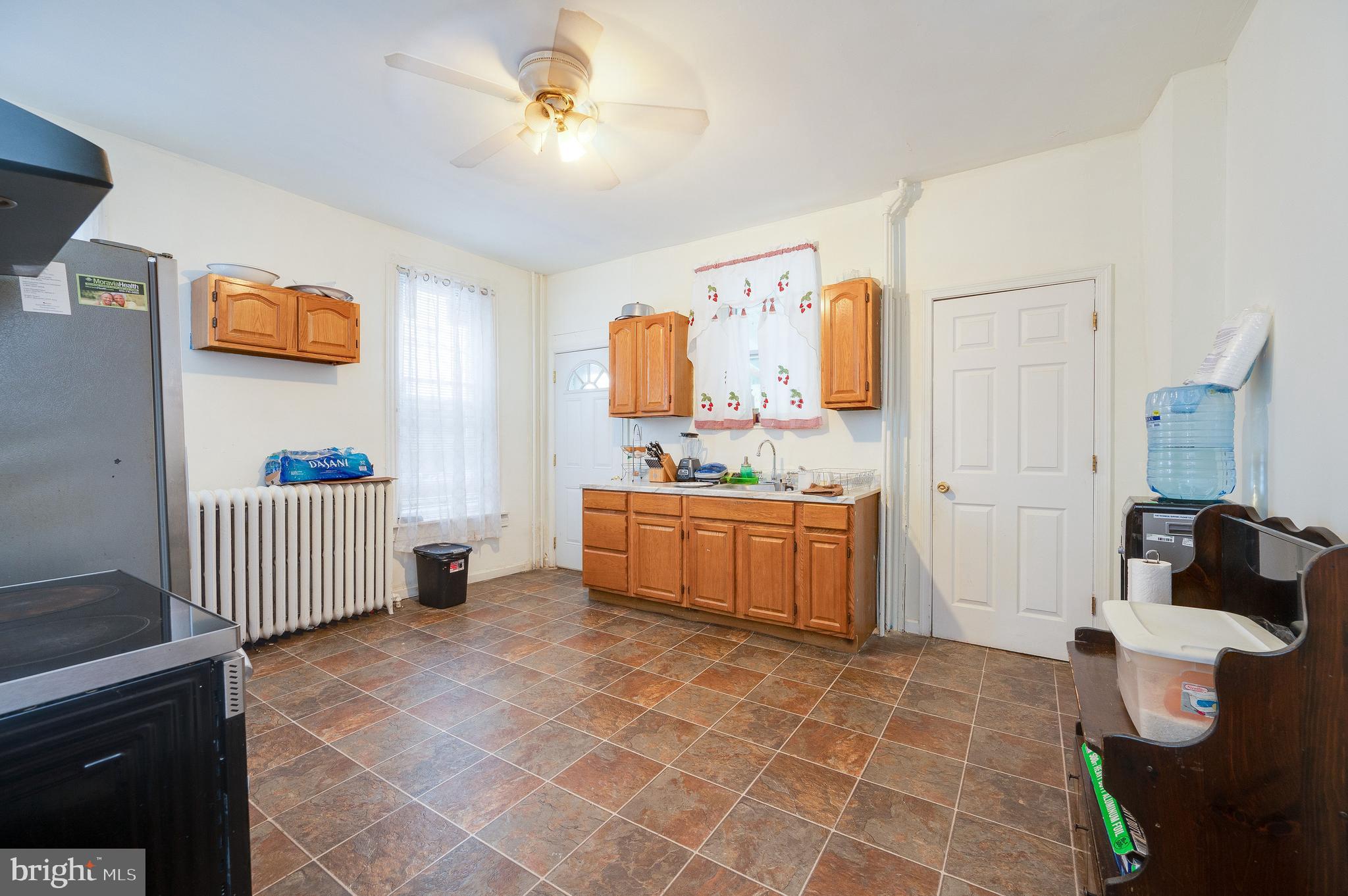2815 Kutztown Road Reading, PA 19605 - Photo 10 of 32