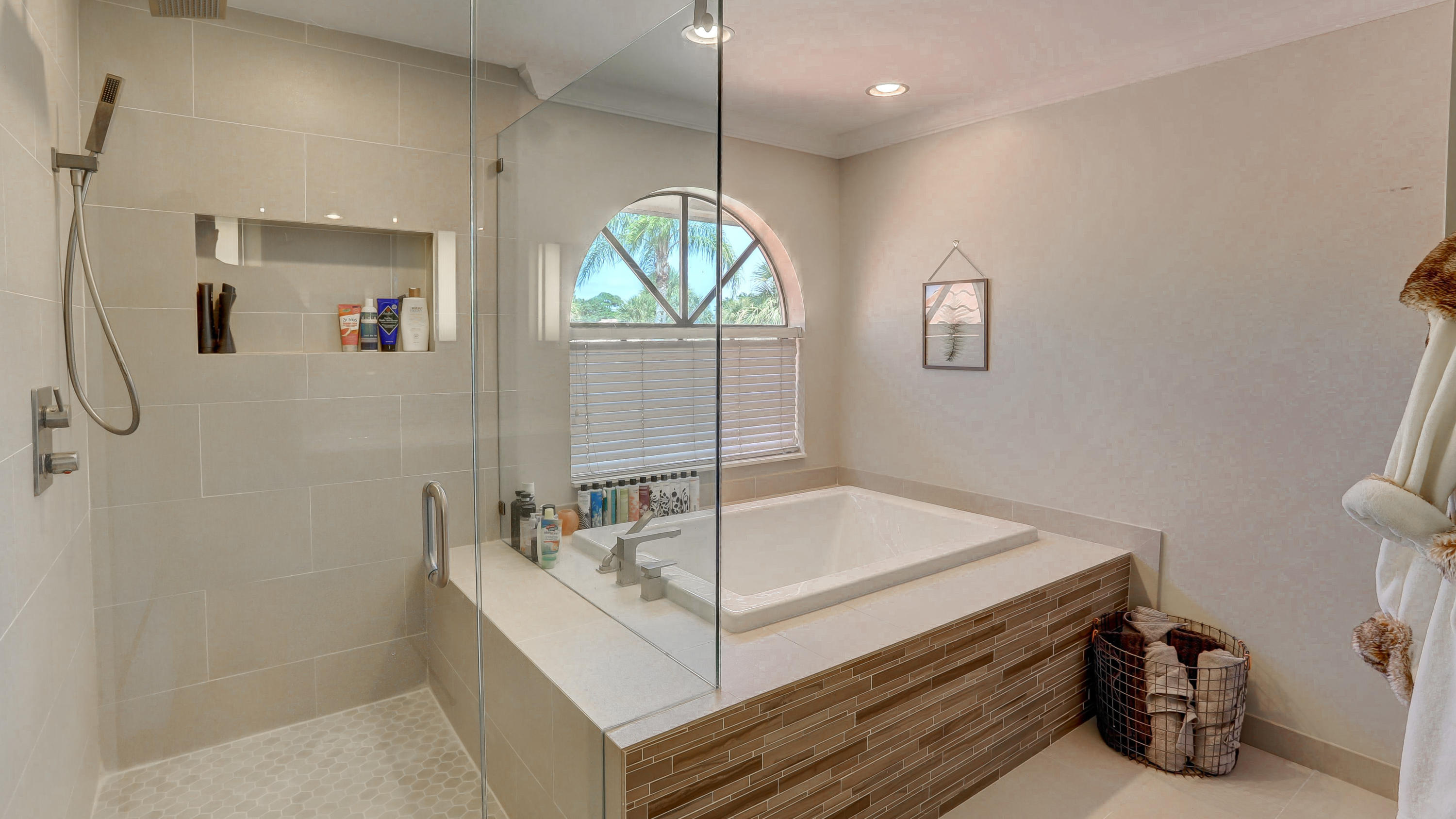 23173 L'Ermitage Circle Boca Raton, FL 33433 - Photo 38 of 50 IMG_6642_3_4_5_6