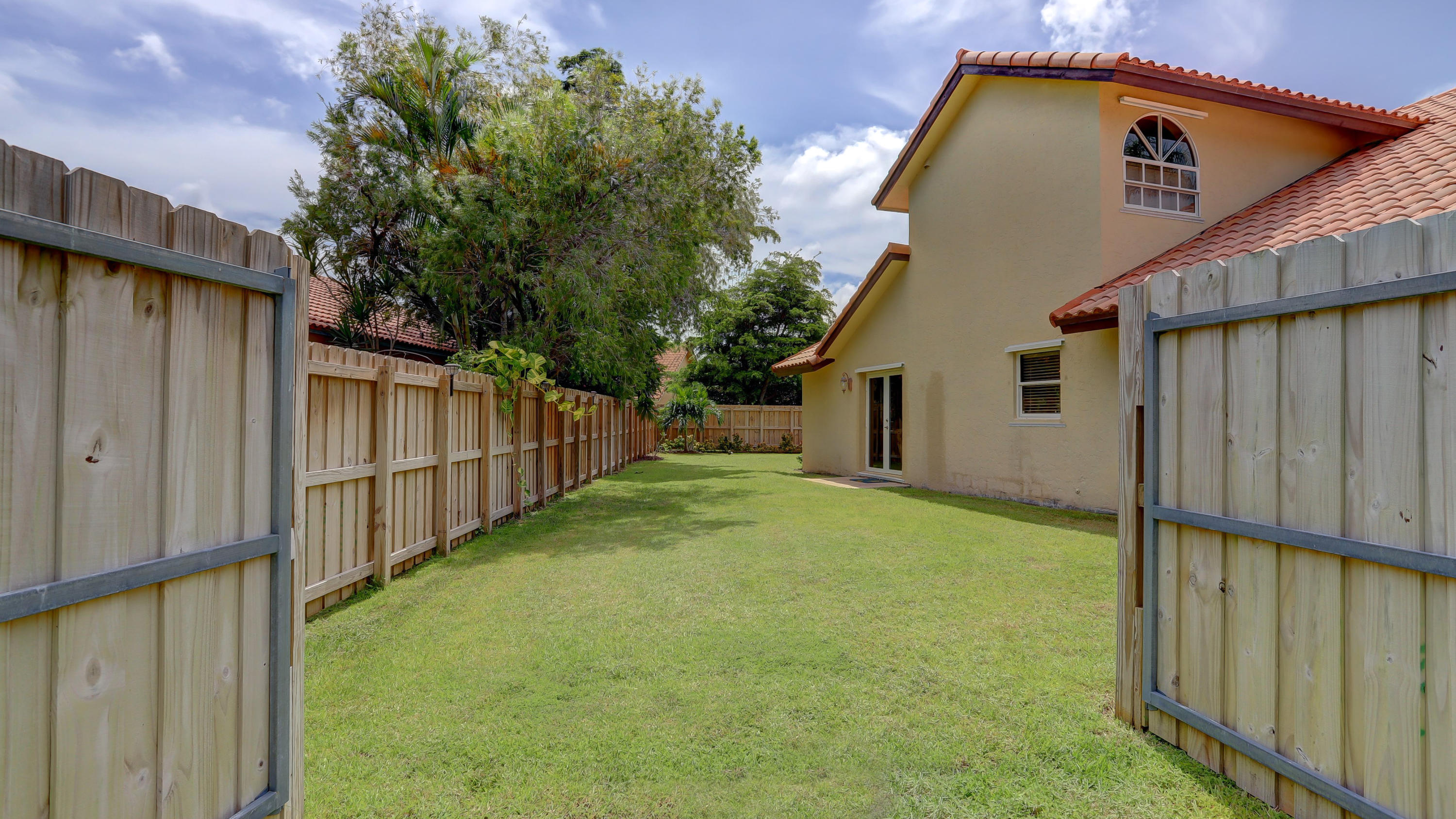 23173 L'Ermitage Circle Boca Raton, FL 33433 - Photo 41 of 50 IMG_6657_58_59_60_61