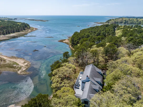 $2,100,000 | 260 Blue Heron Road, Wellfleet, MA 02667
