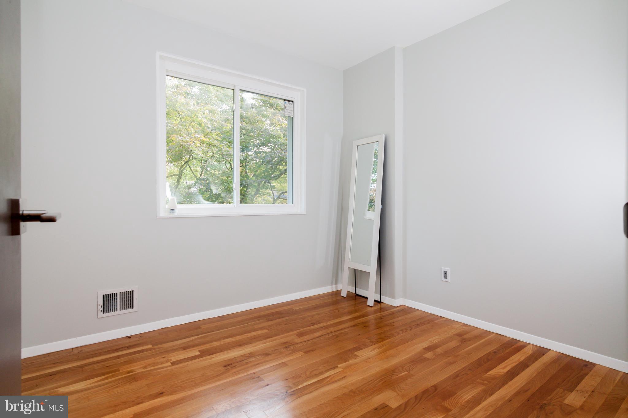 4003 Southend Road Rockville, MD 20853 - Photo 15 of 30 Bedroom