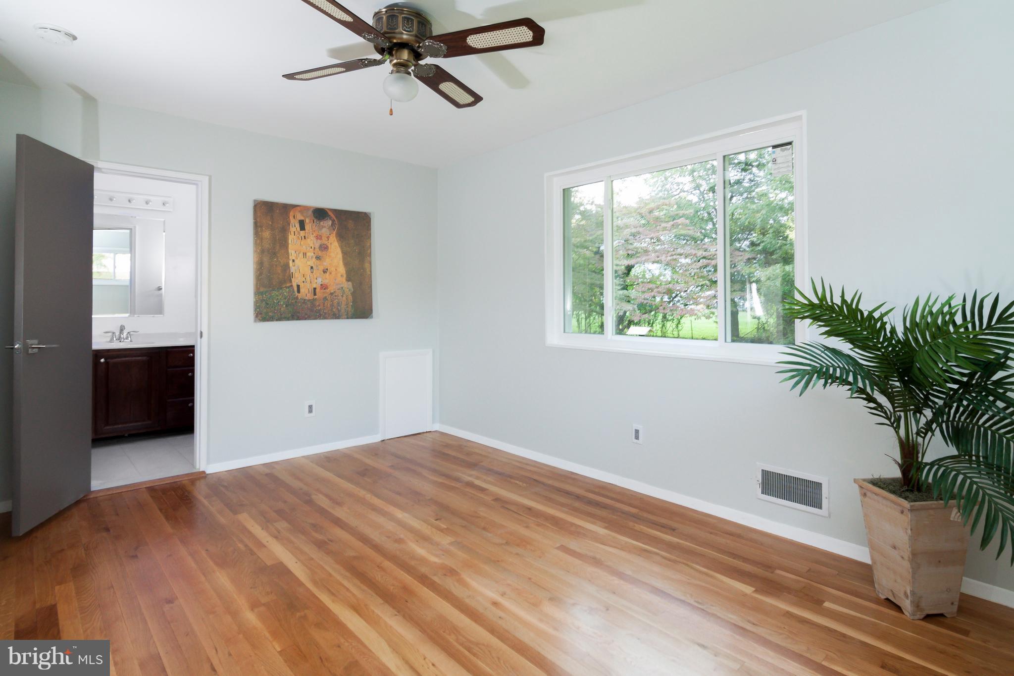 4003 Southend Road Rockville, MD 20853 - Photo 19 of 30 Bedroom (Master)