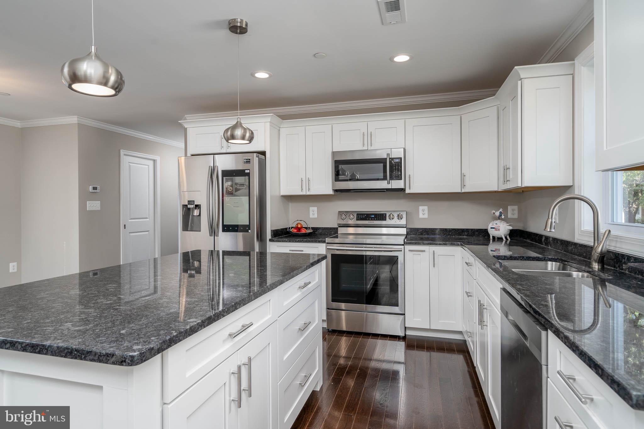 6081 Drum Point Road Deale, MD 20751 - Photo 8 of 36