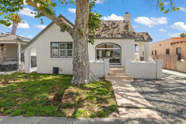 $739,999 | 1218 North Spring Avenue, Compton, CA 90221