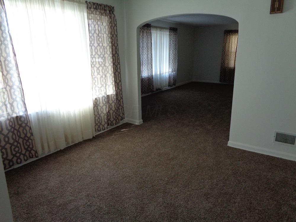 599 Johnson Road Chillicothe, OH 45601 - Photo 4 of 12 Gallery Image 4
