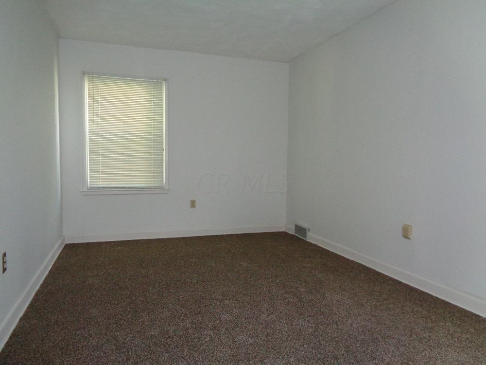 599 Johnson Road Chillicothe, OH 45601 - Photo 9 of 12 Gallery Image 9
