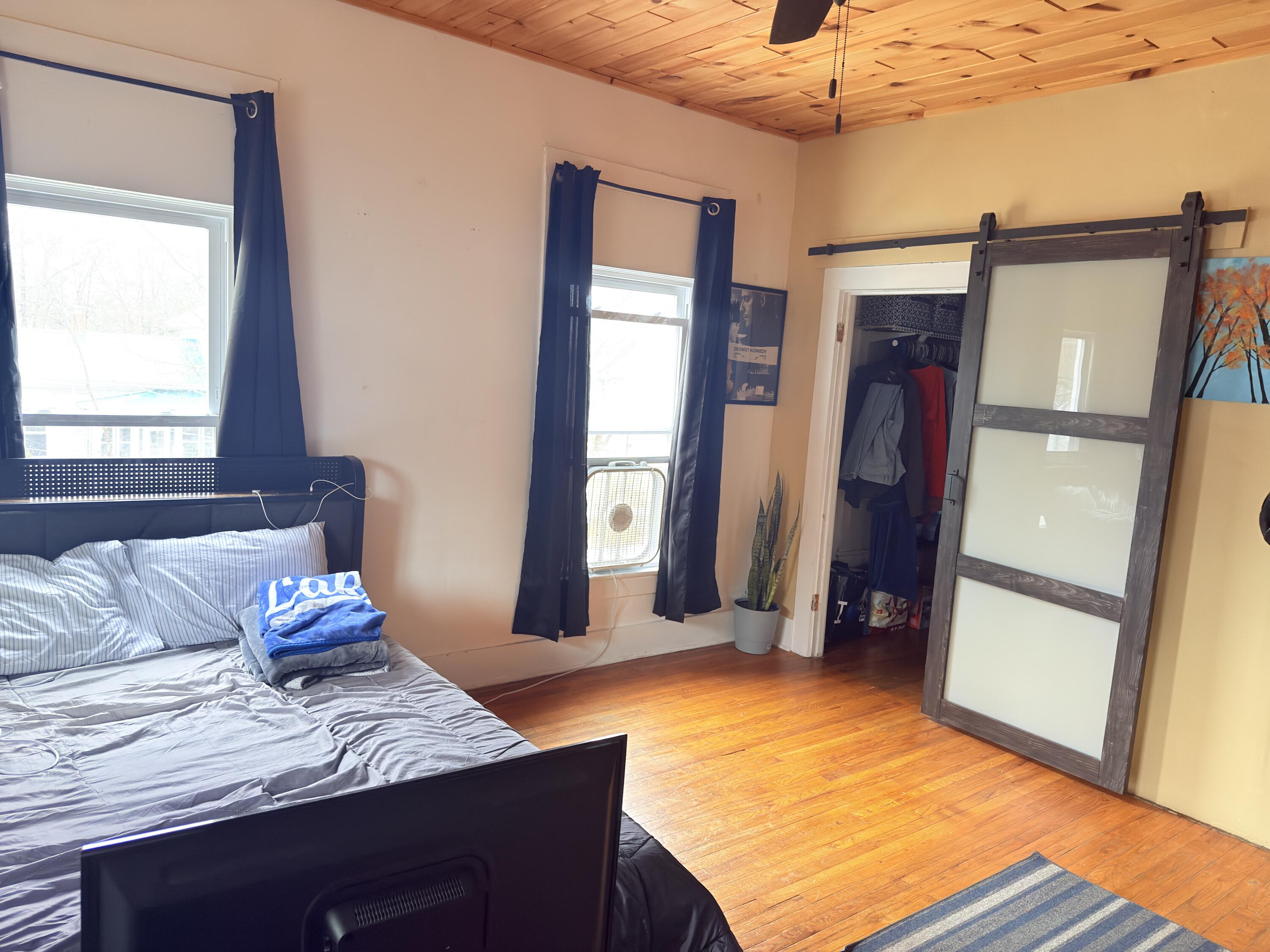 315 Rust Avenue Big Rapids, MI 49307 - Photo 9 of 36 IMG_1897