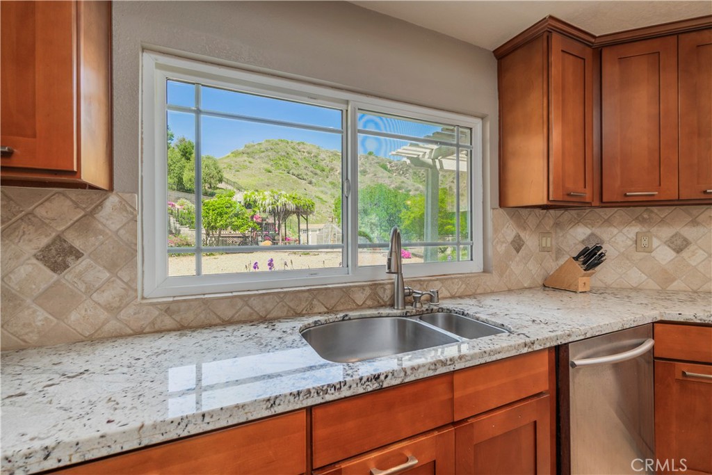 21311 Stockton Pass Road Walnut, CA 91789 - Photo 22 of 37