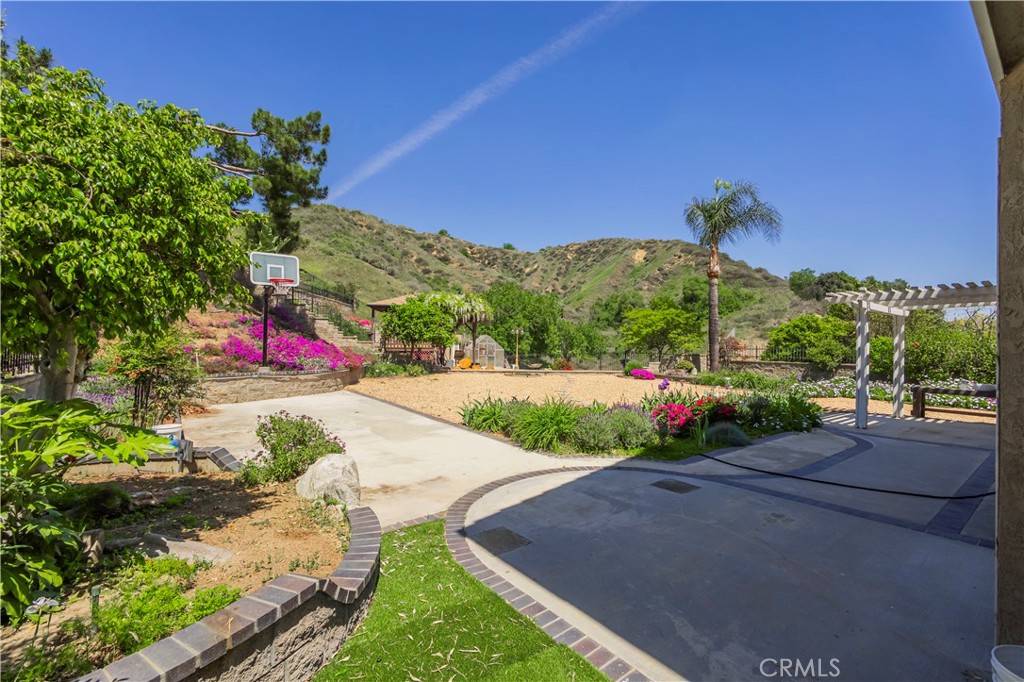 21311 Stockton Pass Road Walnut, CA 91789 - Photo 6 of 37