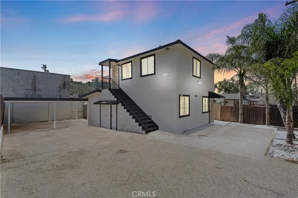 $690,000 | 6812 Quinton Lane, Tujunga, CA 91042