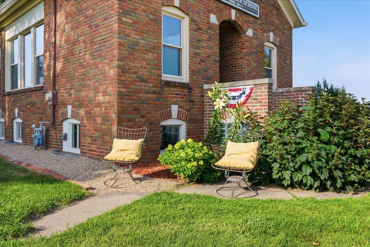 1021 Rodeo Road McLean, IL 61754 - Photo 2 of 61