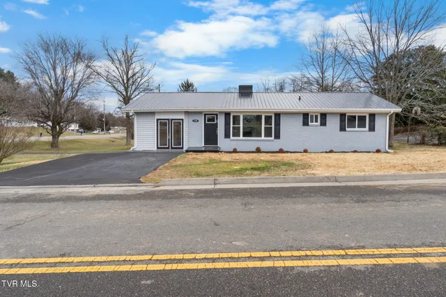 $269,000 | 130 Utah Street, Bristol, VA 24201