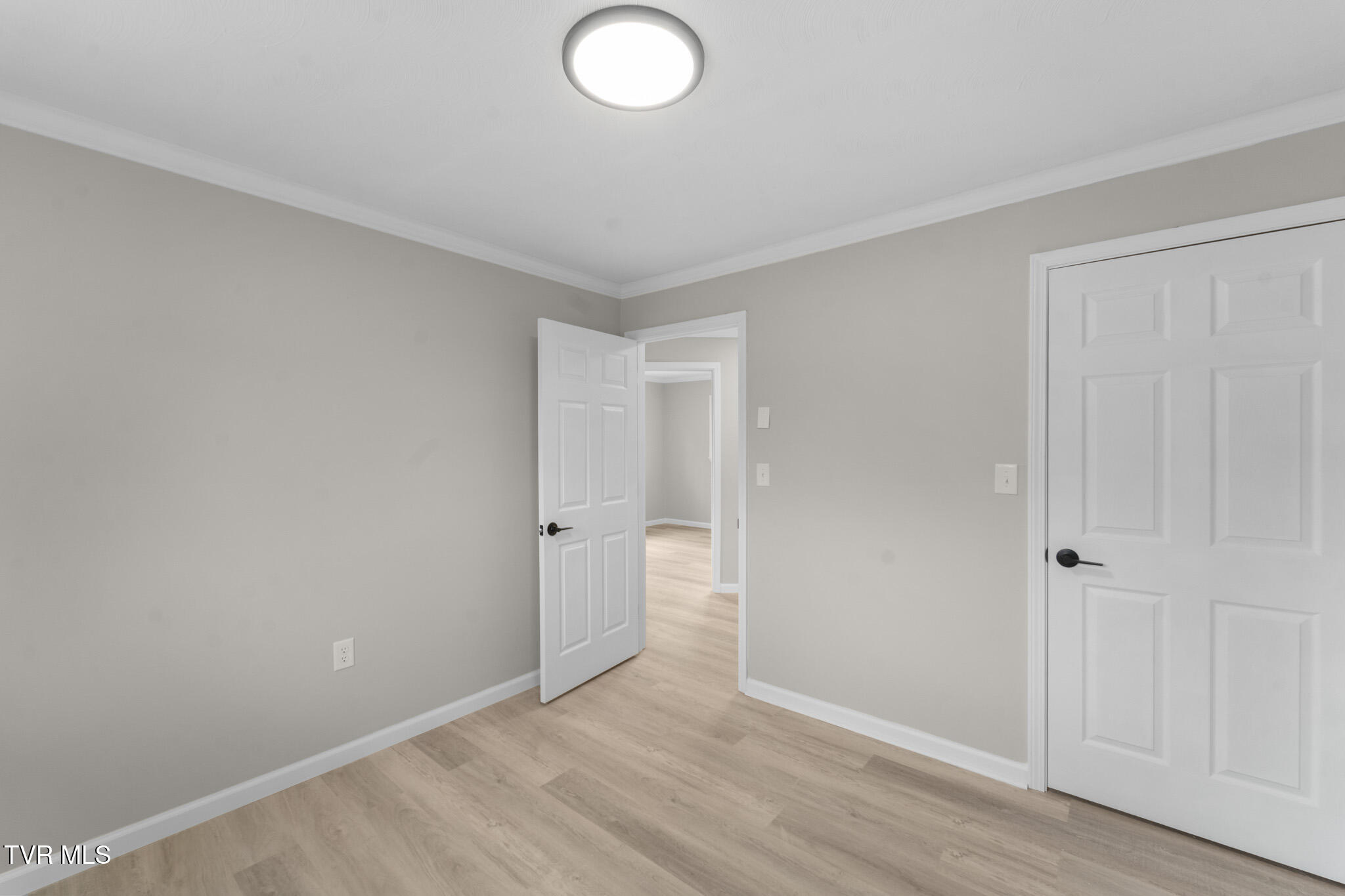 130 Utah Street Bristol, VA 24201 - Photo 29 of 36 DSC04487