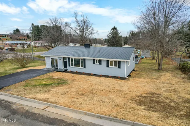 $269,000 | 130 Utah Street, Bristol, VA 24201