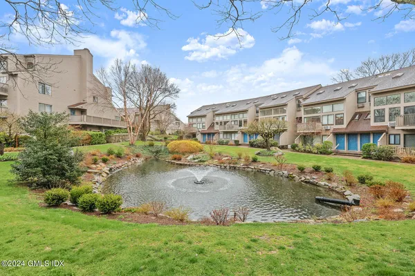 $3,000 | 1465 East Putnam Avenue, Unit 532, Old Greenwich, CT 06870