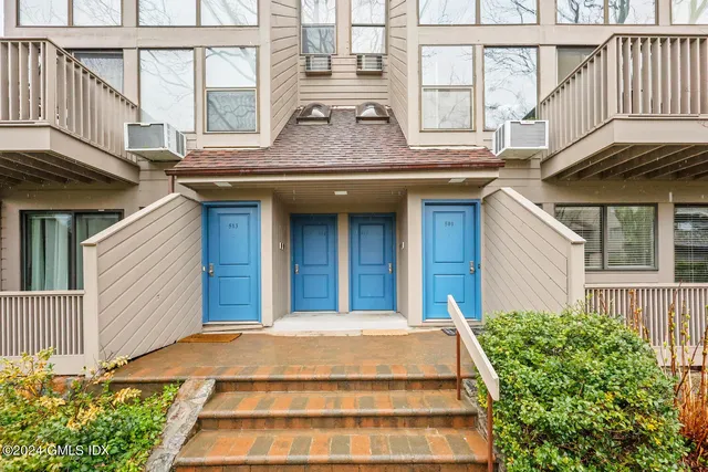 $3,000 | 1465 East Putnam Avenue, Unit 532, Old Greenwich, CT 06870