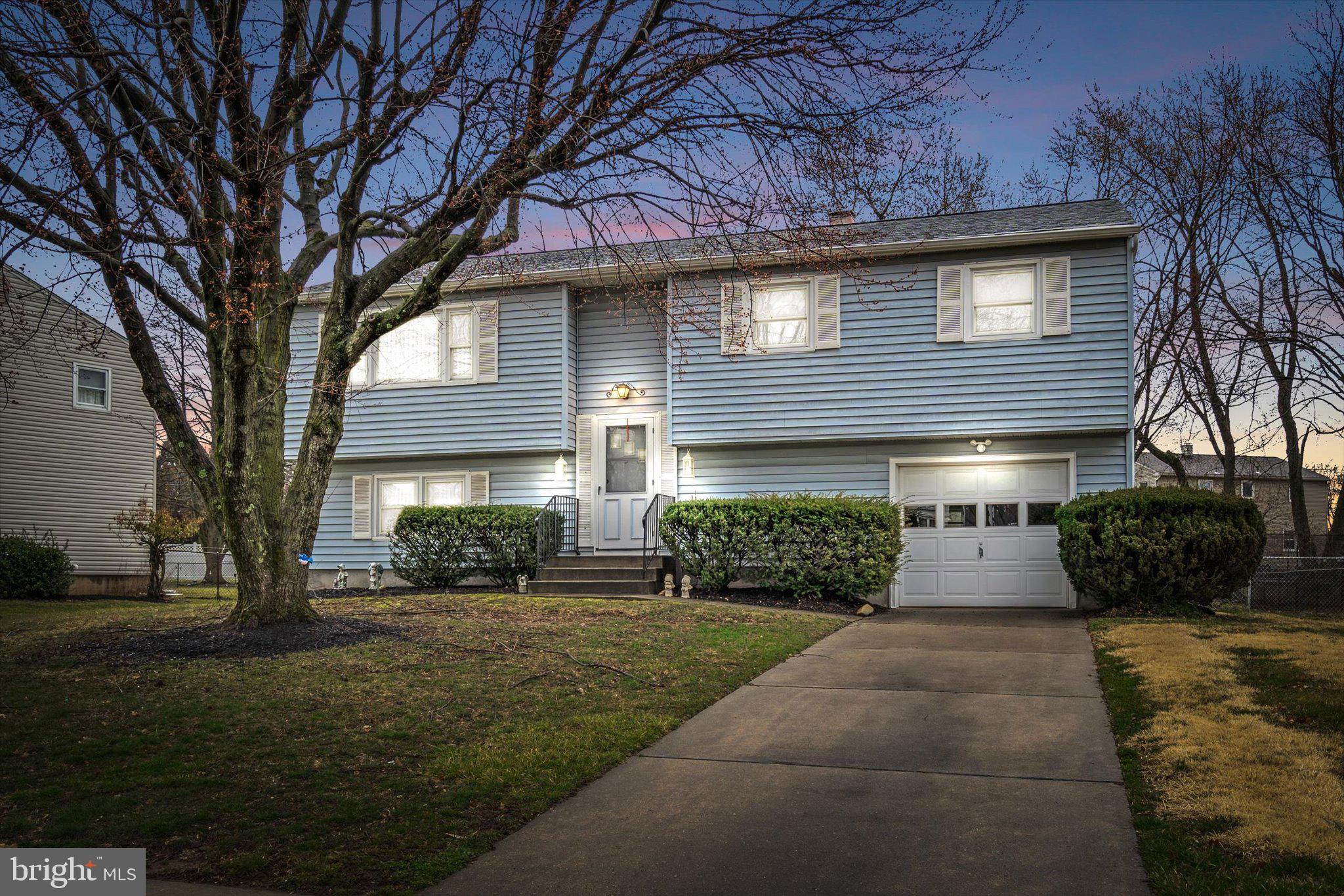 3 Running Brook Road Ewing, NJ 08638 - Photo 1 of 28