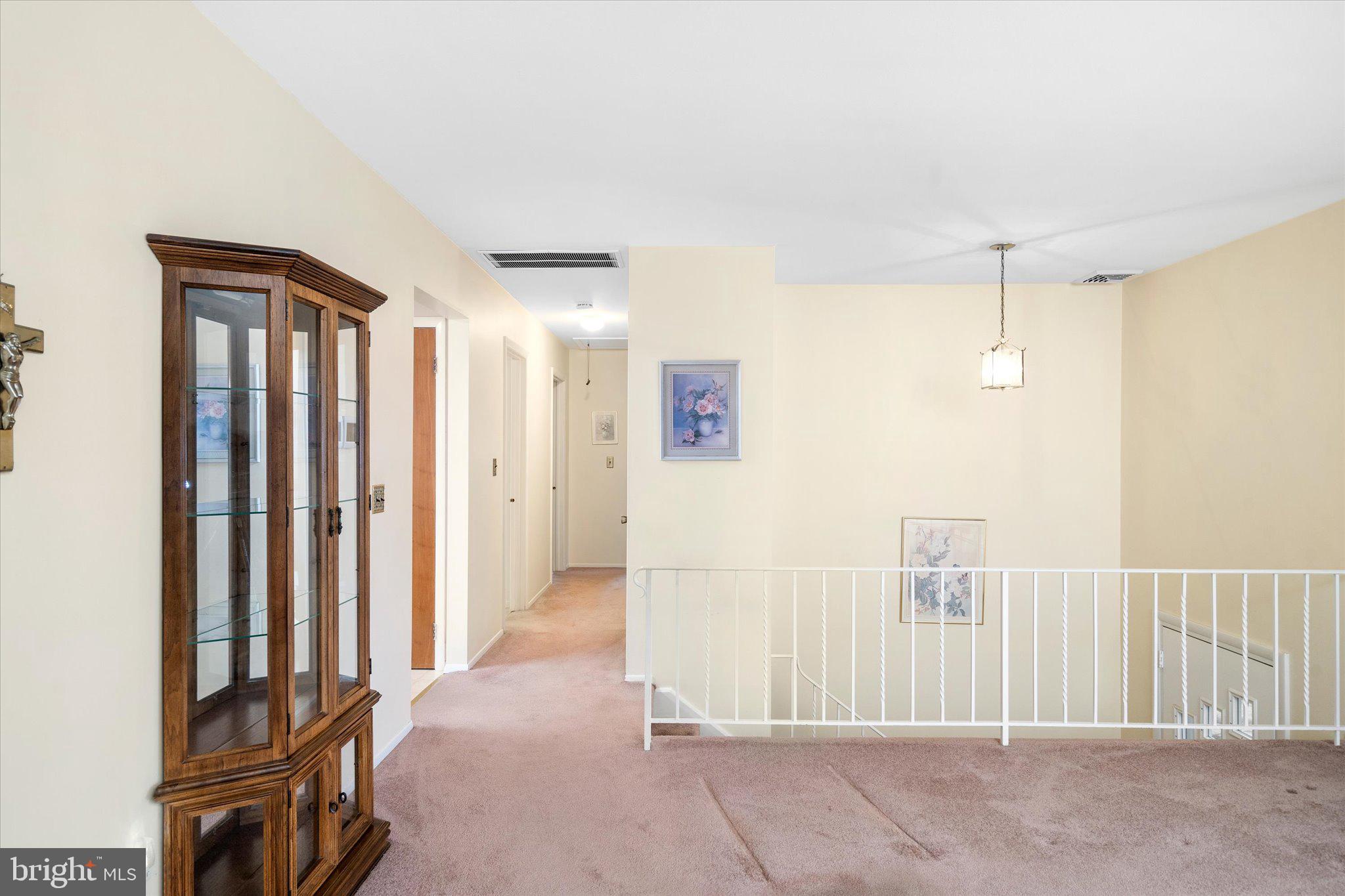 3 Running Brook Road Ewing, NJ 08638 - Photo 5 of 28