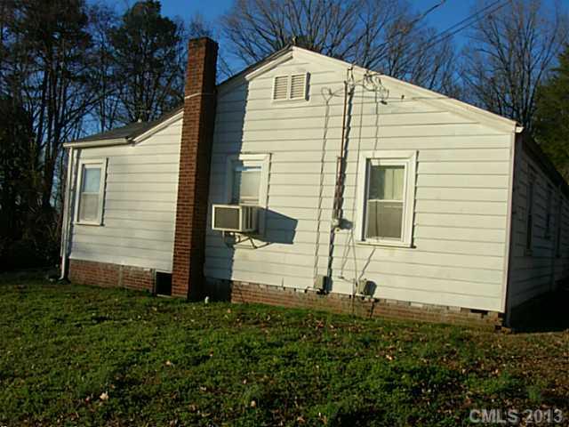 26405 Hickory Tree Road Albemarle, NC 28001 - Photo 3 of 16 Gallery Image 3