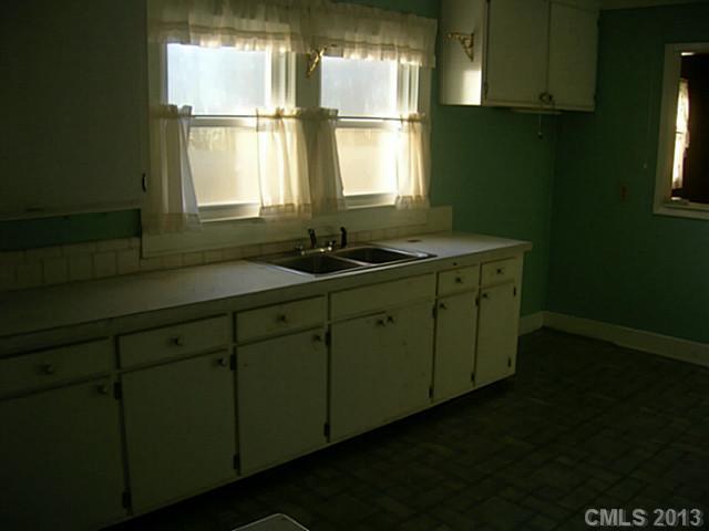 26405 Hickory Tree Road Albemarle, NC 28001 - Photo 5 of 16 Gallery Image 5
