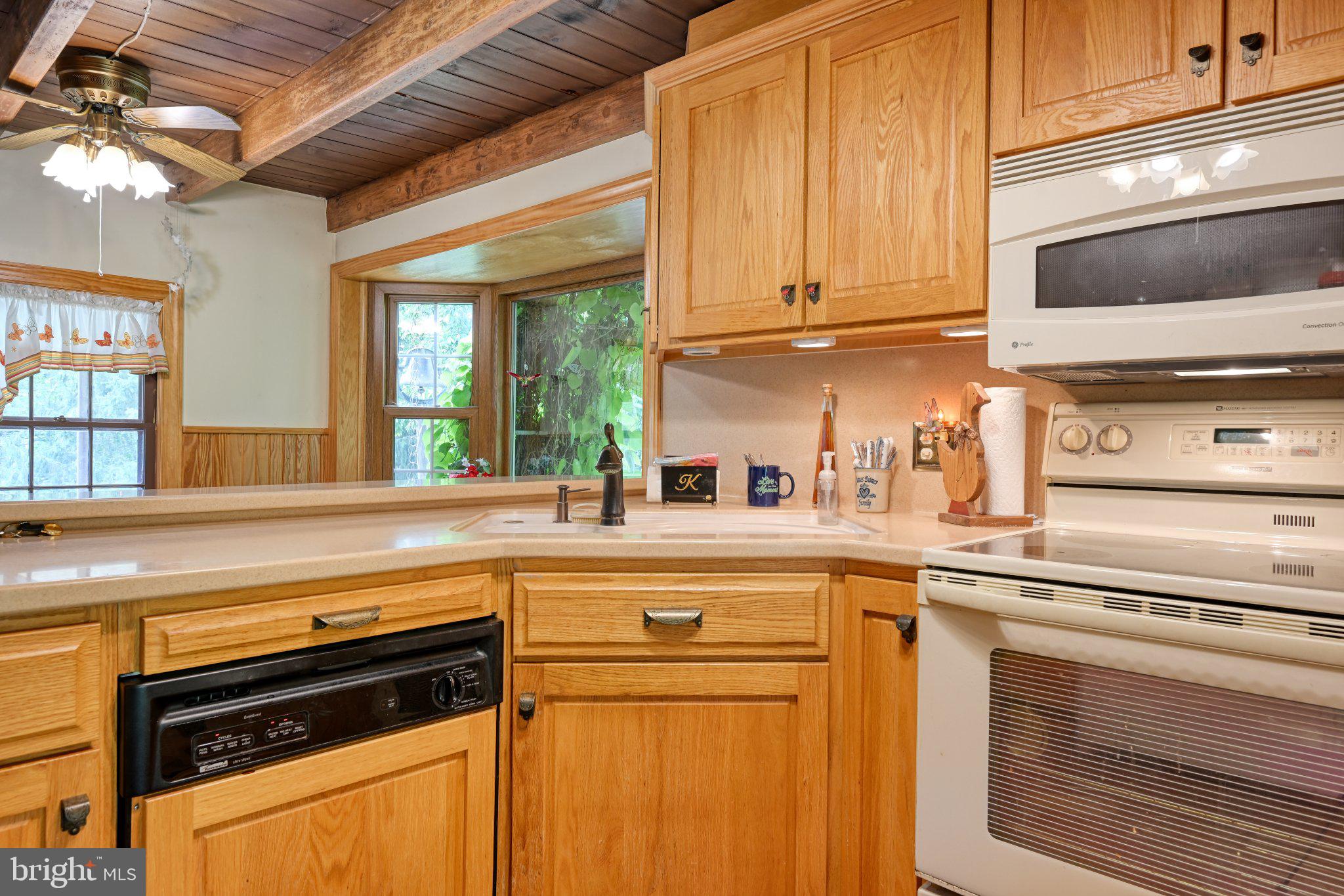 155 Oley Furnace Road Fleetwood, PA 19522 - Photo 14 of 49 Kitchen