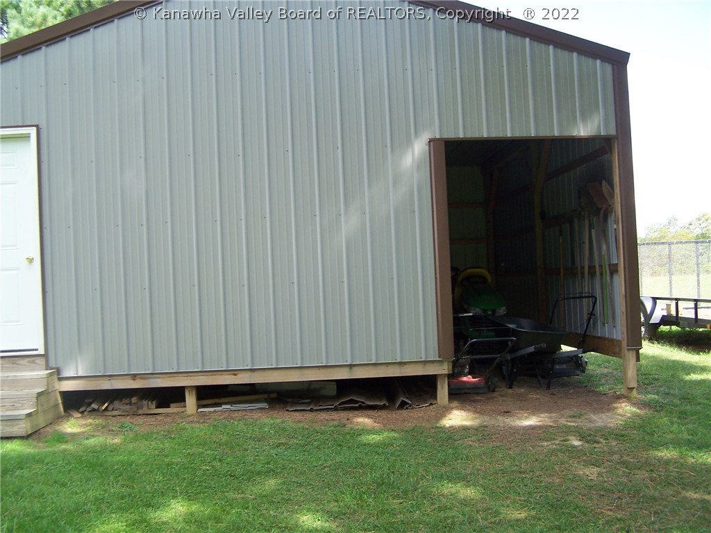 5884 Sandhill Road Point Pleasant, WV 25550 - Photo 17 of 19 Gallery Image 17