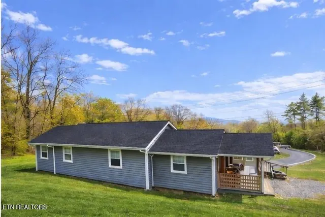 $265,000 | 3002 Highway 61, Luttrell, TN 37779
