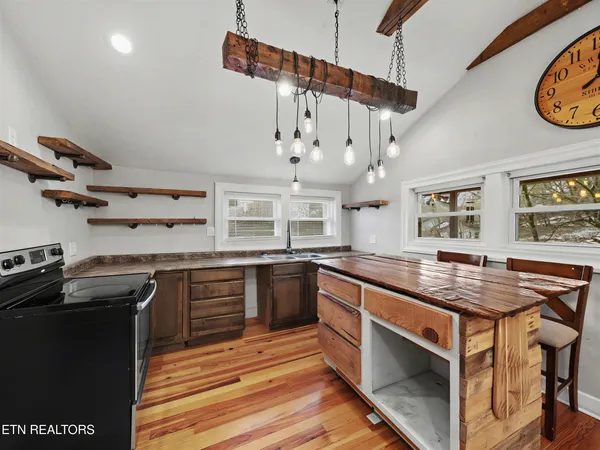 $259,000 | 3002 Highway 61, Luttrell, TN 37779