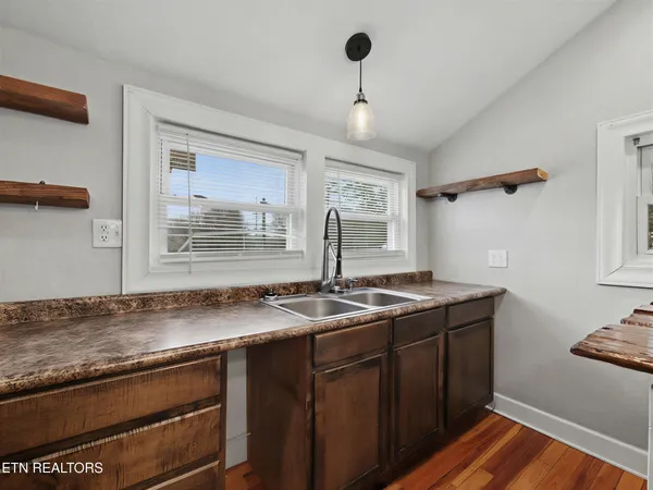 $259,000 | 3002 Highway 61, Luttrell, TN 37779