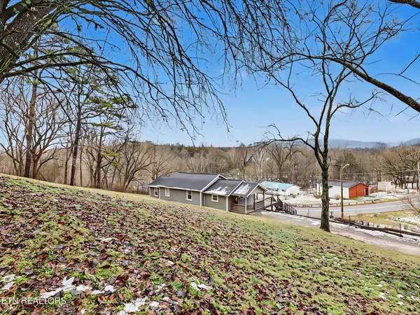 $259,000 | 3002 Highway 61, Luttrell, TN 37779