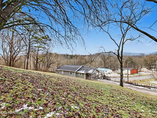$265,000 | 3002 Highway 61, Luttrell, TN 37779