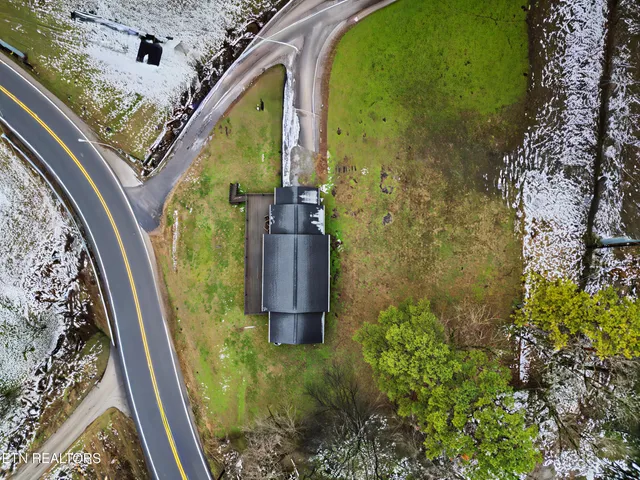 $265,000 | 3002 Highway 61, Luttrell, TN 37779