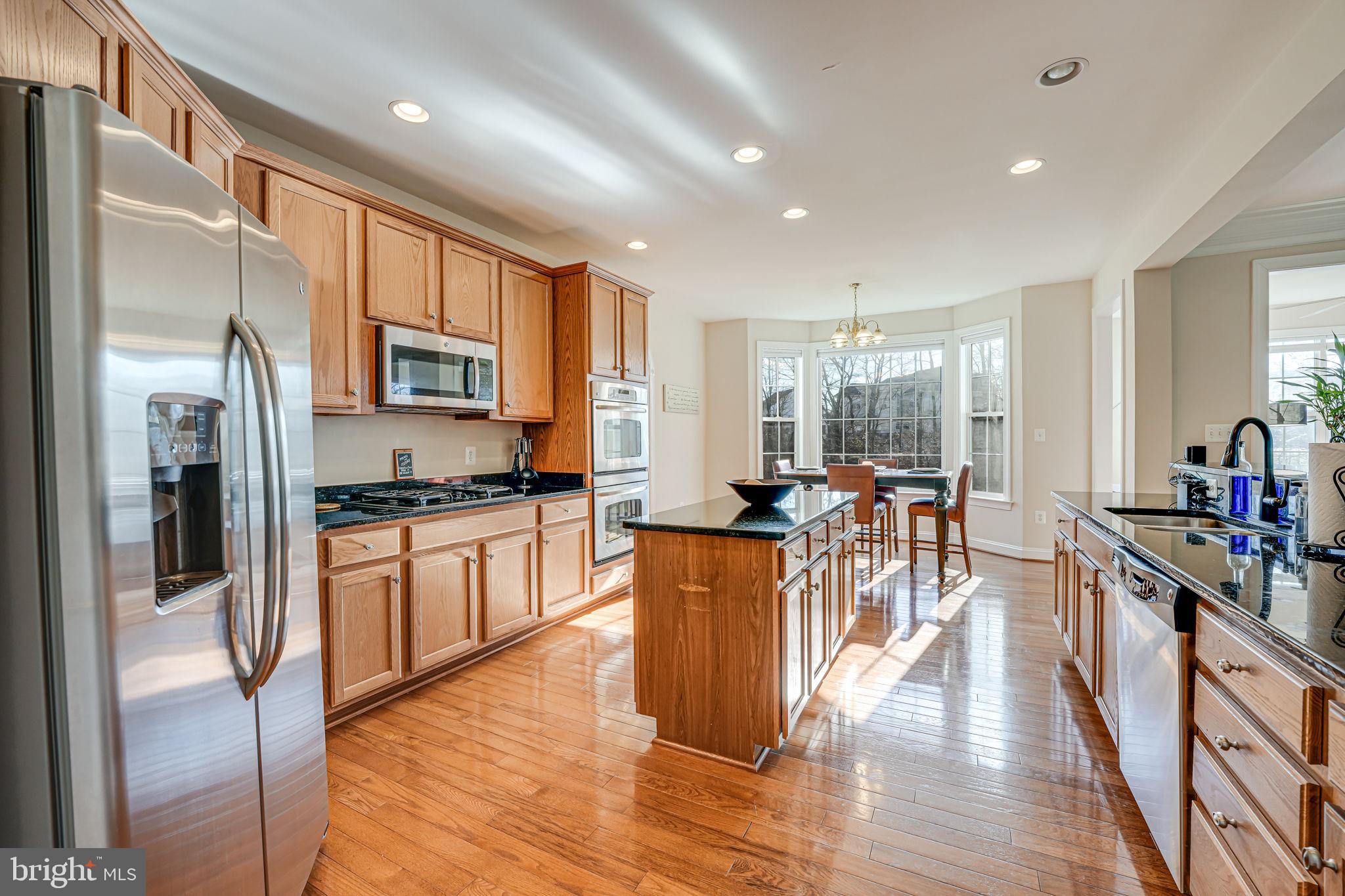 13024 Queen Chapel Road Woodbridge, VA 22193 - Photo 12 of 73 kitchen