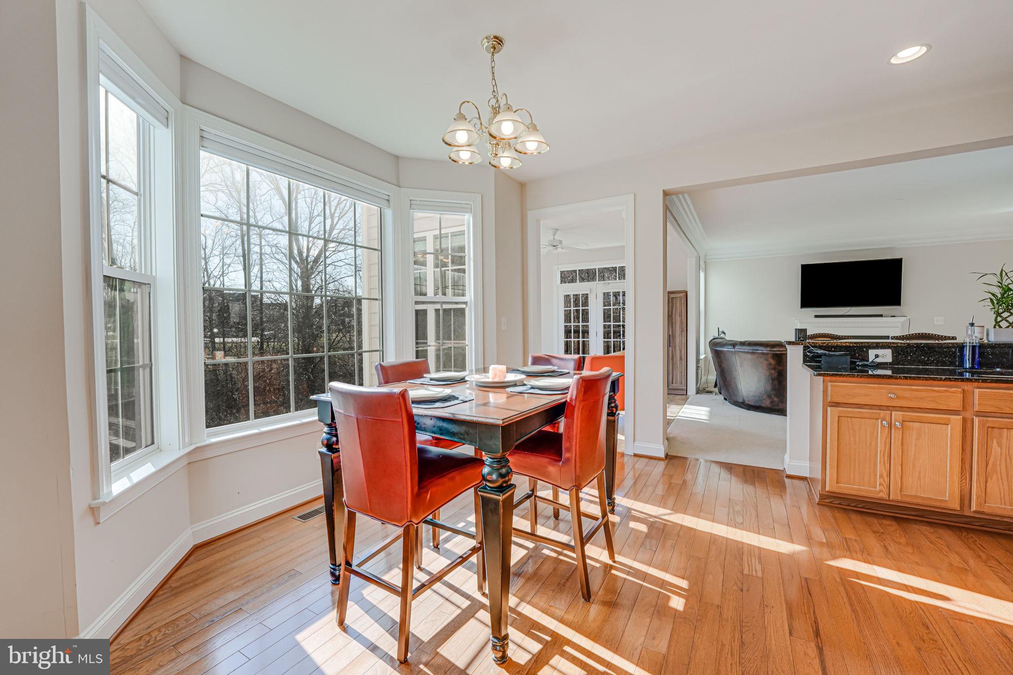 13024 Queen Chapel Road Woodbridge, VA 22193 - Photo 16 of 73 breakfast nook
