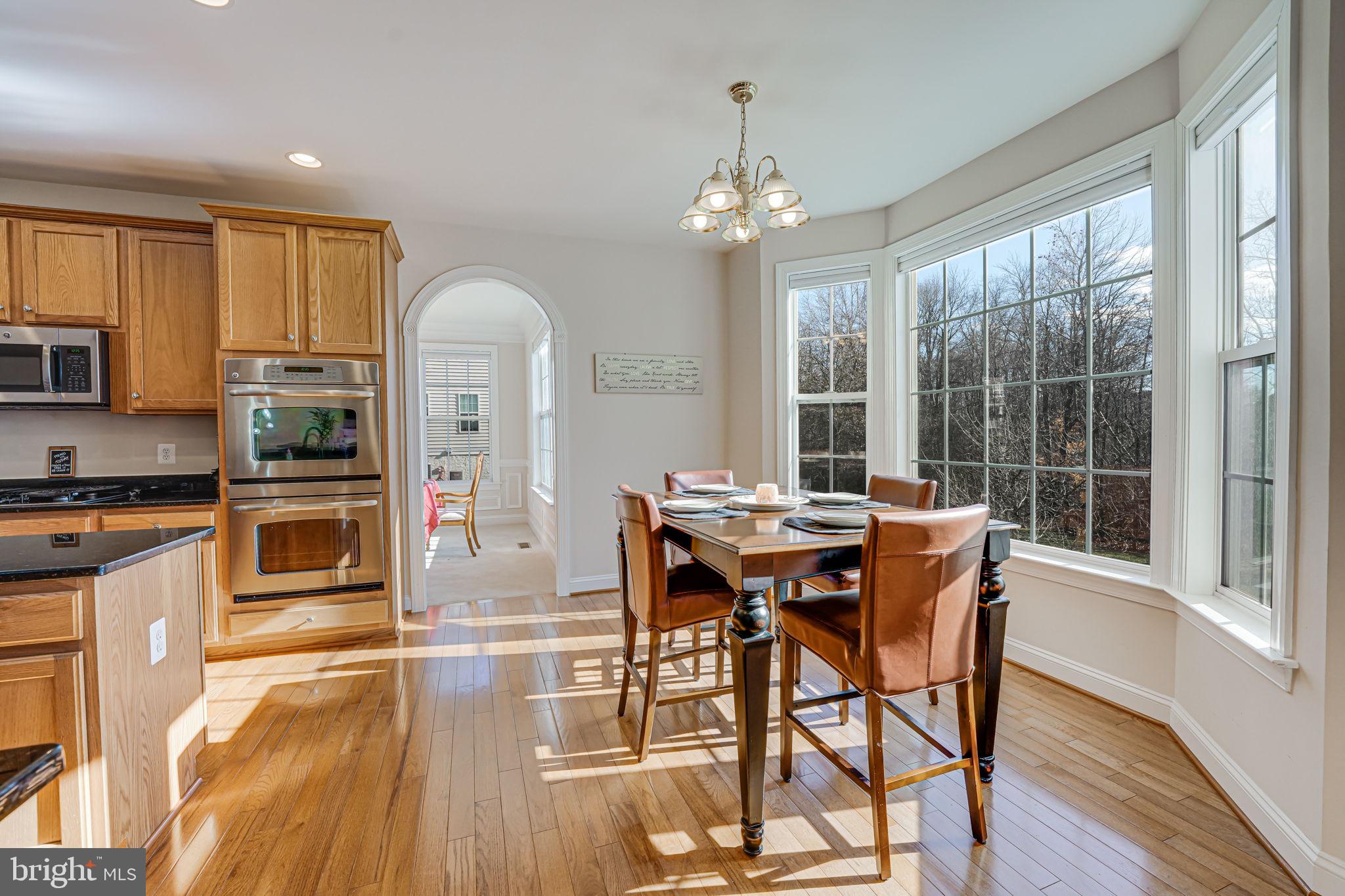 13024 Queen Chapel Road Woodbridge, VA 22193 - Photo 17 of 73 breakfast nook