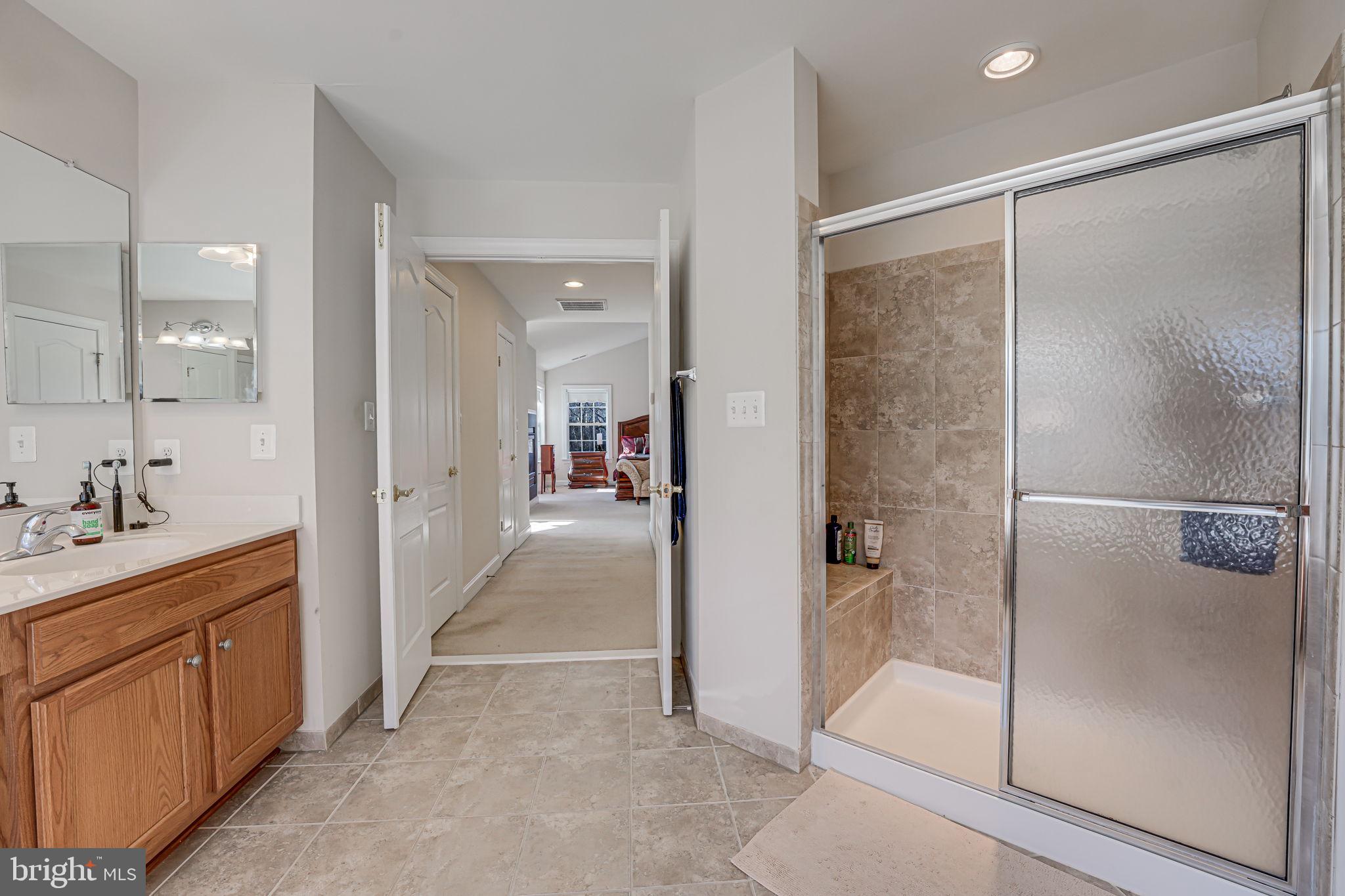 13024 Queen Chapel Road Woodbridge, VA 22193 - Photo 38 of 73 stall shower