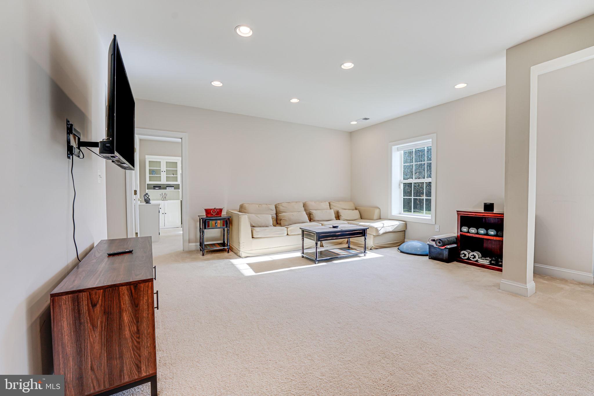 13024 Queen Chapel Road Woodbridge, VA 22193 - Photo 52 of 73 Den