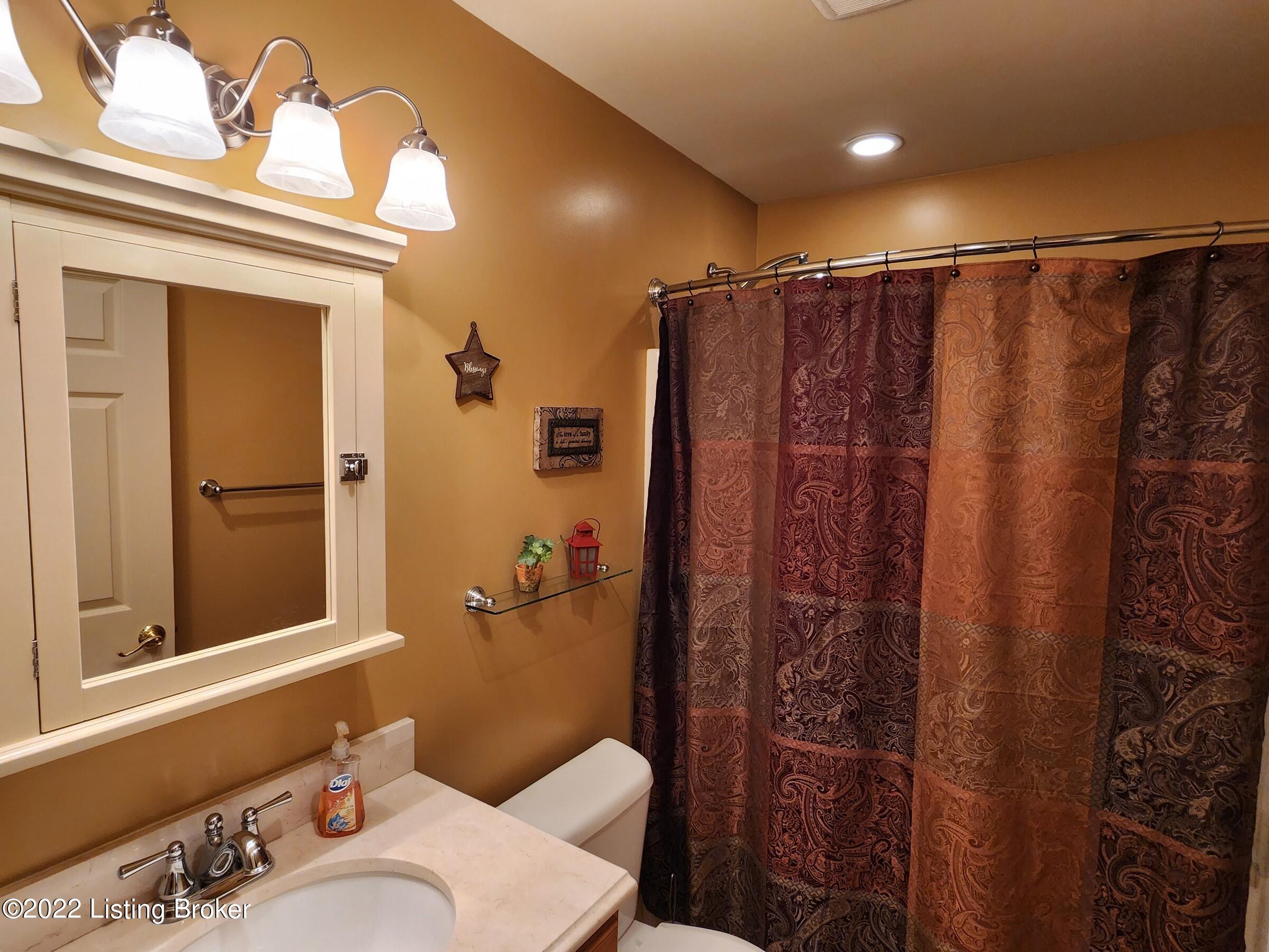 597 Lakefront Road Leitchfield, KY 42754 - Photo 61 of 77 20221101_151327
